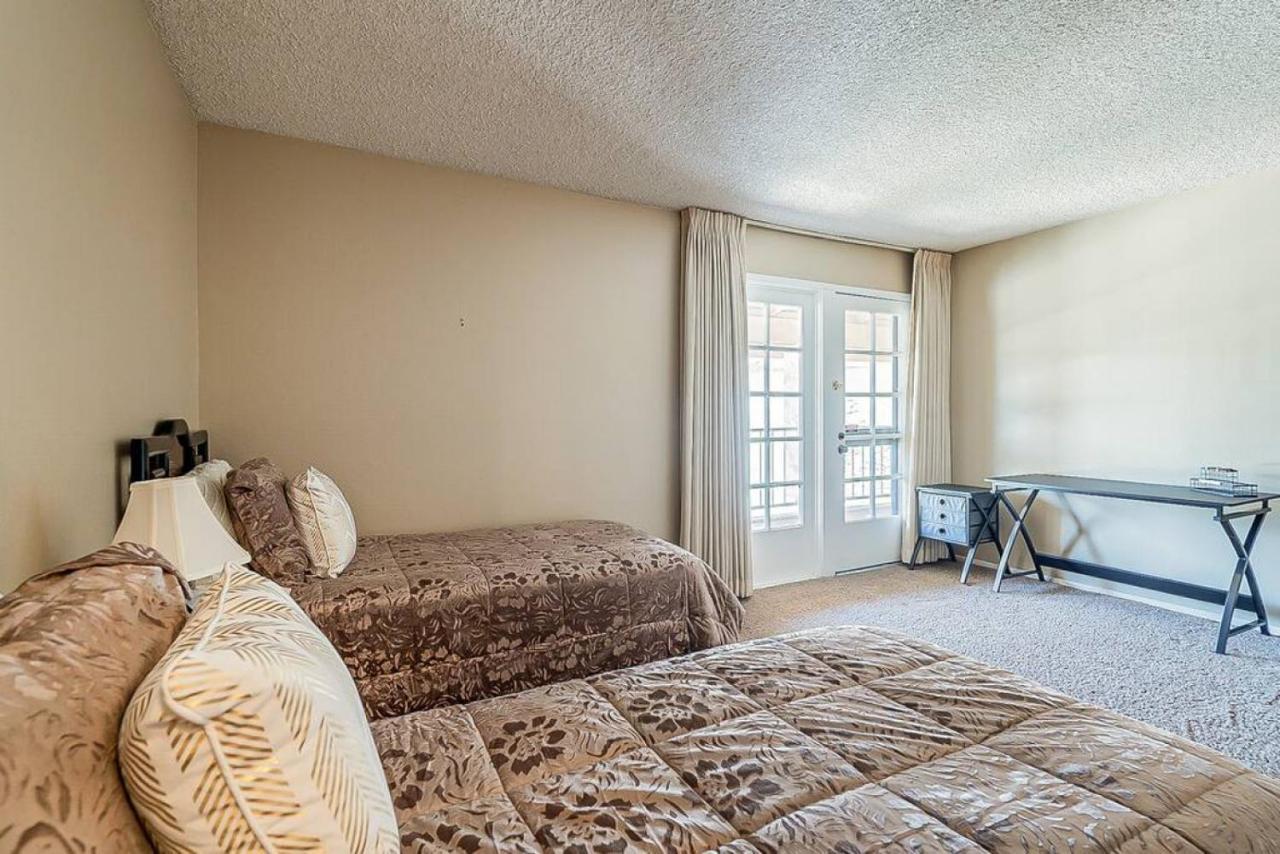 Cozy 2 Bedroom Condo With Golf Course Views Mesa Exterior photo